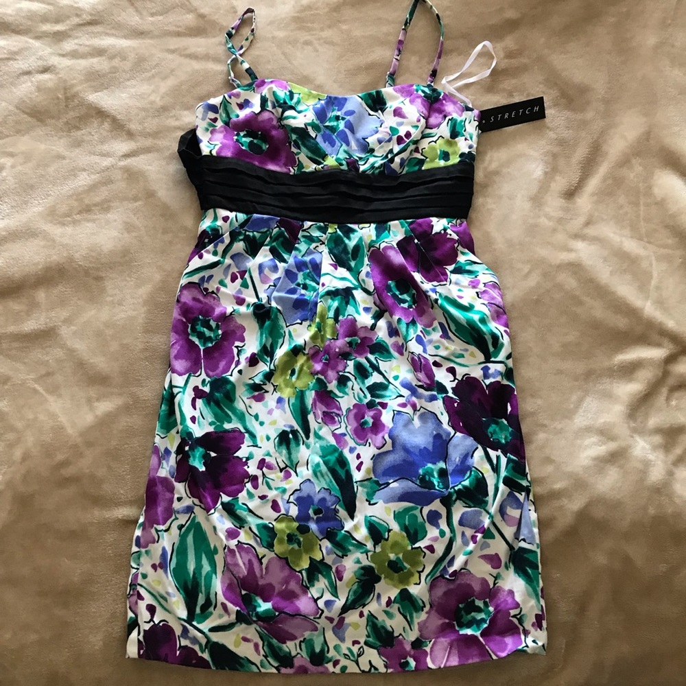 BCX Size 7 Juniors Dress